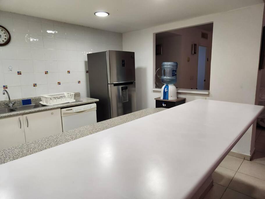 Departamento De Lujo. Seguridad 24. Playa A Pasos. Lejlighed Acapulco Eksteriør billede